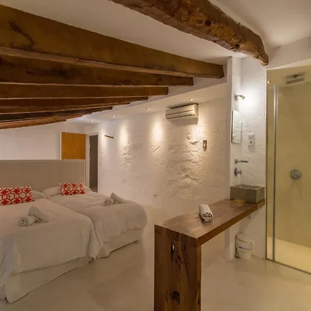 Charming For 8 Adults Ferienhaus *